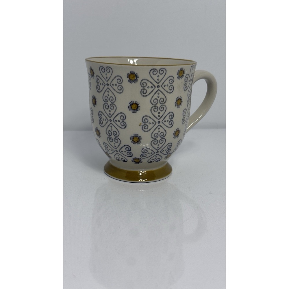 NEW Creative Co-Op 12 Oz. Stoneware Tea Cup With Tea Bag Holder Gold Color Trim